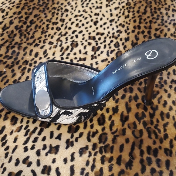 ST. JOHN Black/White/Silver Stilletto Mule S 8 - Picture 13 of 16
